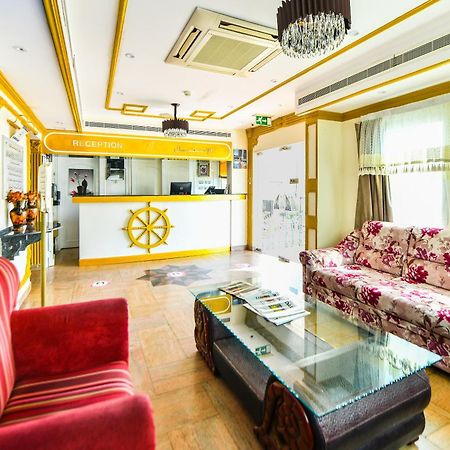 מוסקט Oyo 137 Marina Hotel מראה חיצוני תמונה